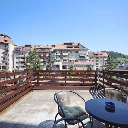 Apartament Patrick Гура Хуморулуй Екстериор снимка