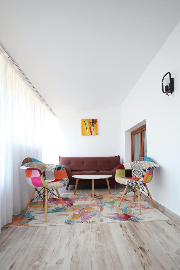 Apartament Patrick Гура Хуморулуй Екстериор снимка