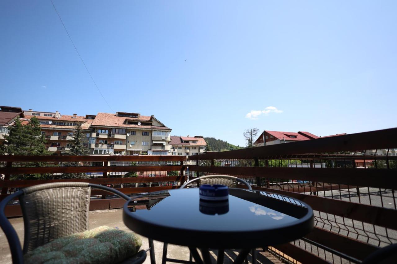 Apartament Patrick Гура Хуморулуй Екстериор снимка