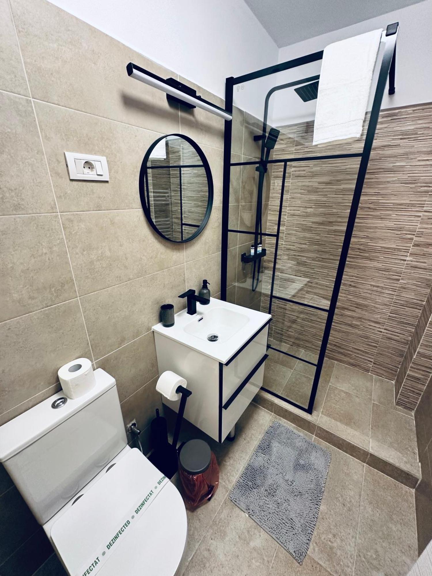 Apartament Patrick Гура Хуморулуй Екстериор снимка